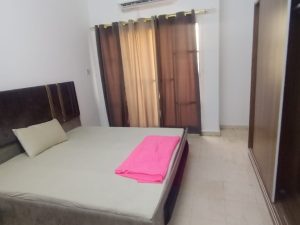 🏡 شقة فاخرة – RM210. الخوير