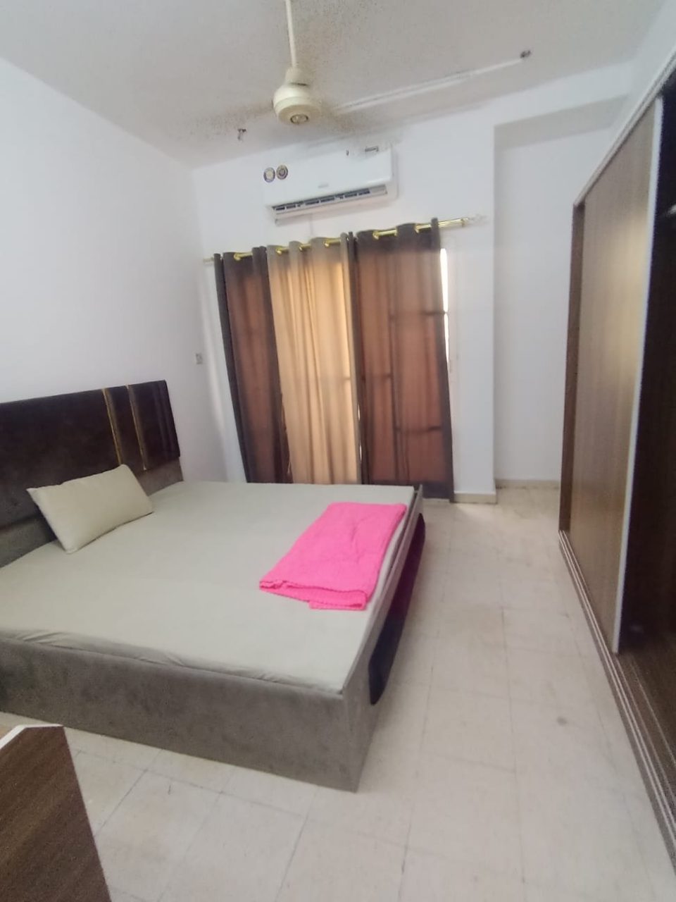 🏡 شقة فاخرة – RM210. الخوير