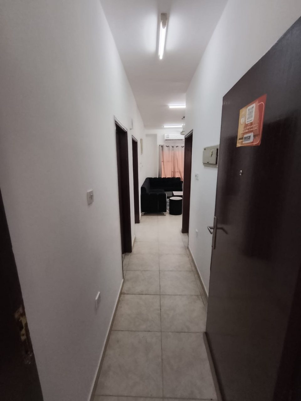 شقة مفروشة واسعة للإيجار في الخوير Rm508 - Image 3