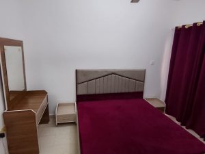 شقة مفروشة واسعة للإيجار في الخوير Rm508