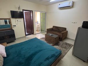 🏡✨ غرفة للإيجار – فيلا الخوير | HM21