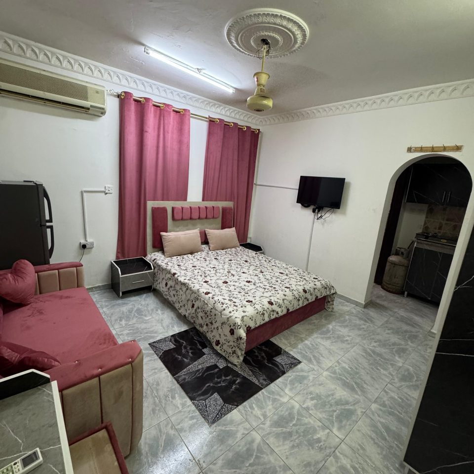 🏡✨ غرفة للإيجار – فيلا بوبو | الغبرة الجنوبية - Image 4