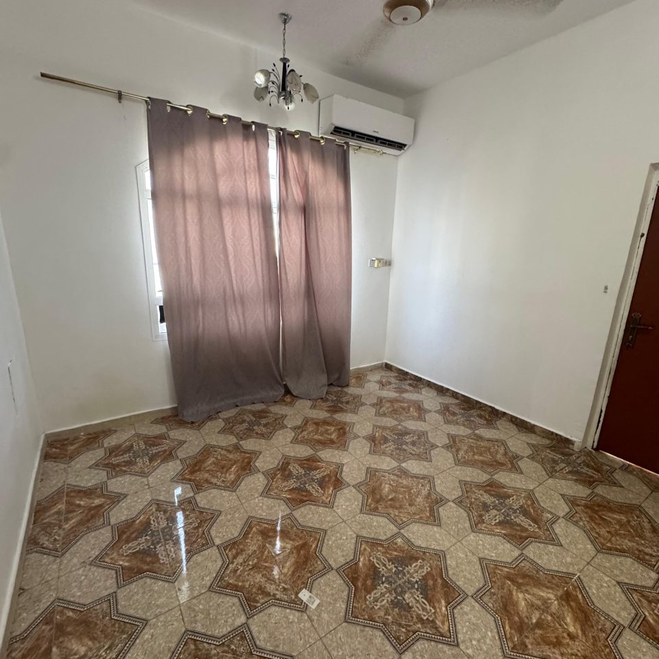 🏡✨ غرفة للإيجار – فيلا الياسمين | الخوير - Image 4