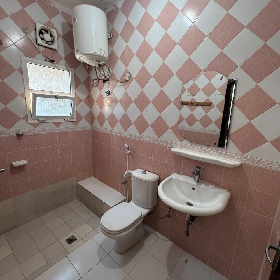 🏡✨ غرفة للإيجار – فيلا سليمان | الخوير - Image 5