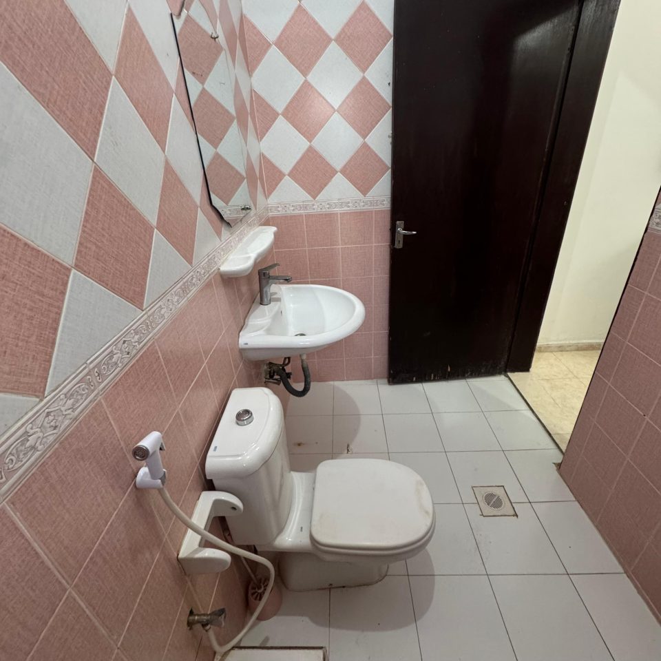 🏡✨ غرفة للإيجار – فيلا سليمان | الخوير - Image 4