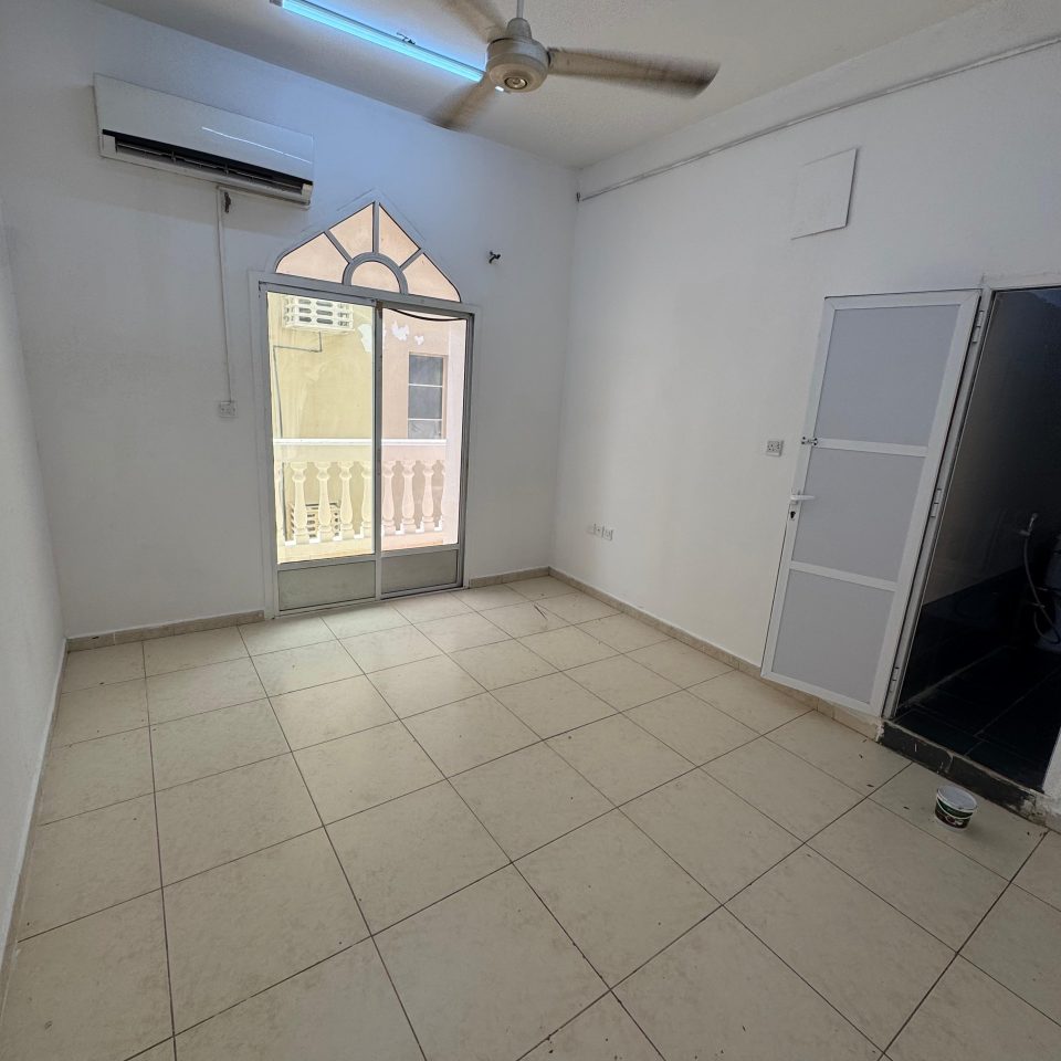 🏡✨ غرفة للإيجار – فيلا سليم | الخوير