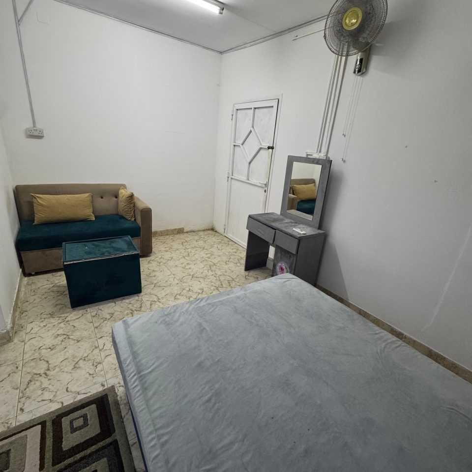 🏡✨ غرفة للإيجار – فيلا العذيبة | العذيبة - Image 4