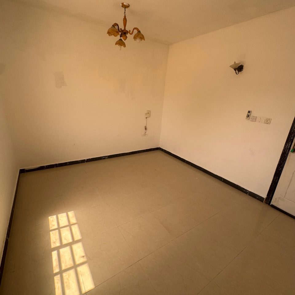 🏡✨ غرفة للإيجار – فيلا أبو محمود | الغبرة الشمالية - Image 3