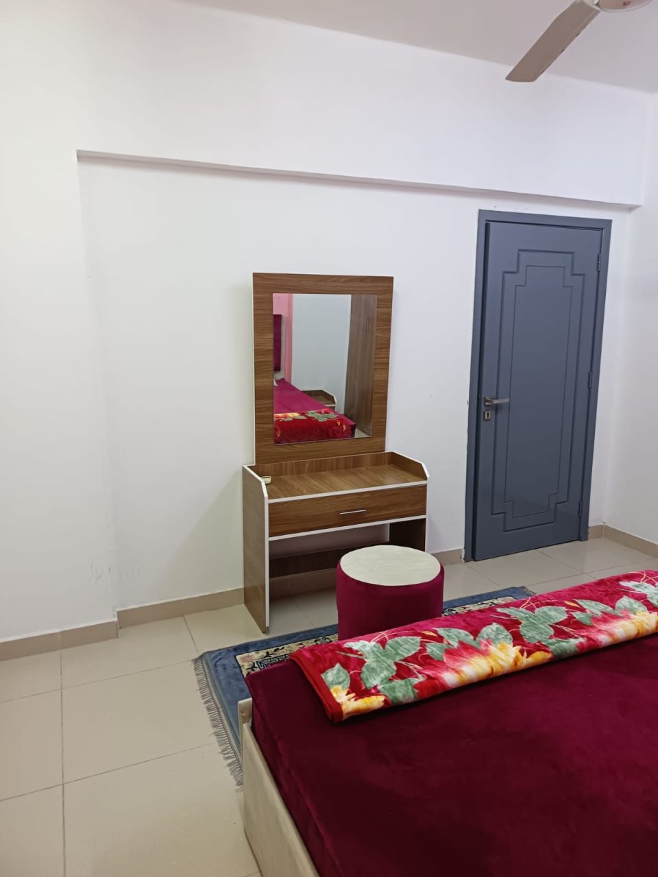 🏢✨ شقة للإيجار – بناية عبد الملك | العذيبة - Image 4