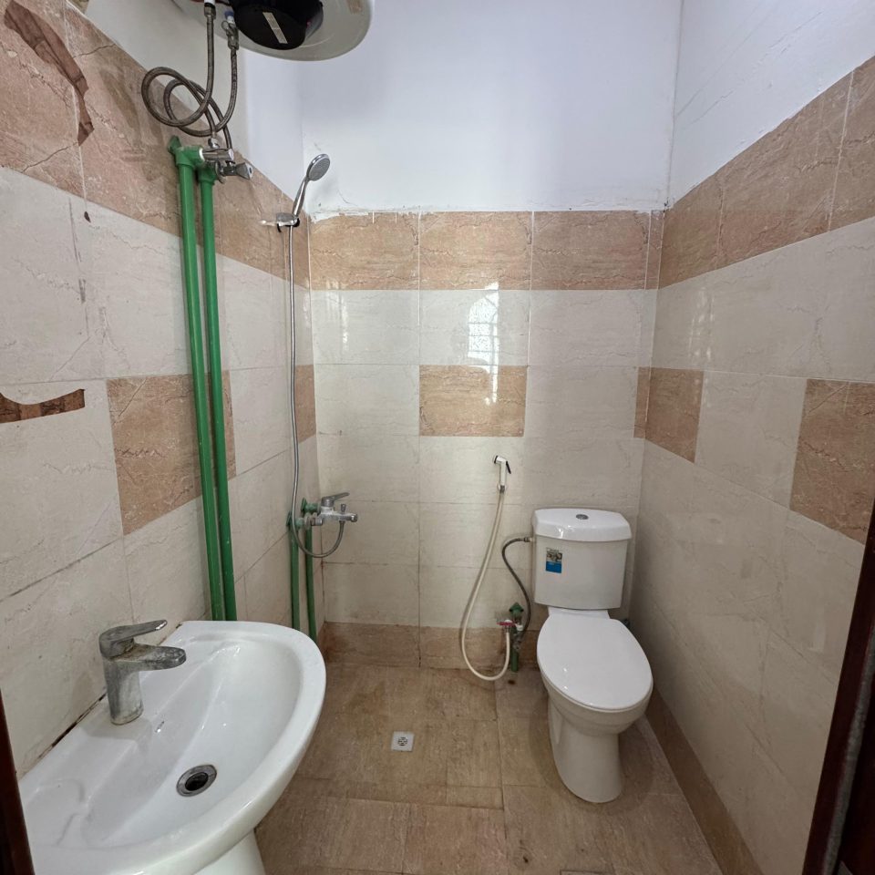 🏡✨ غرفة للإيجار – فيلا الملينيوم (الغبرة الجنوبية) ✨🏡 - Image 4