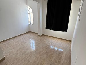 🏡✨ غرفة للإيجار – فيلا الملينيوم (الغبرة الجنوبية) ✨🏡