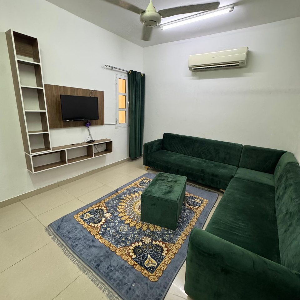 🏢✨ شقة للإيجار – بناية عبد الملك | العذيبة - Image 3
