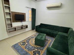 🏢✨ شقة للإيجار – بناية عبد الملك | العذيبة