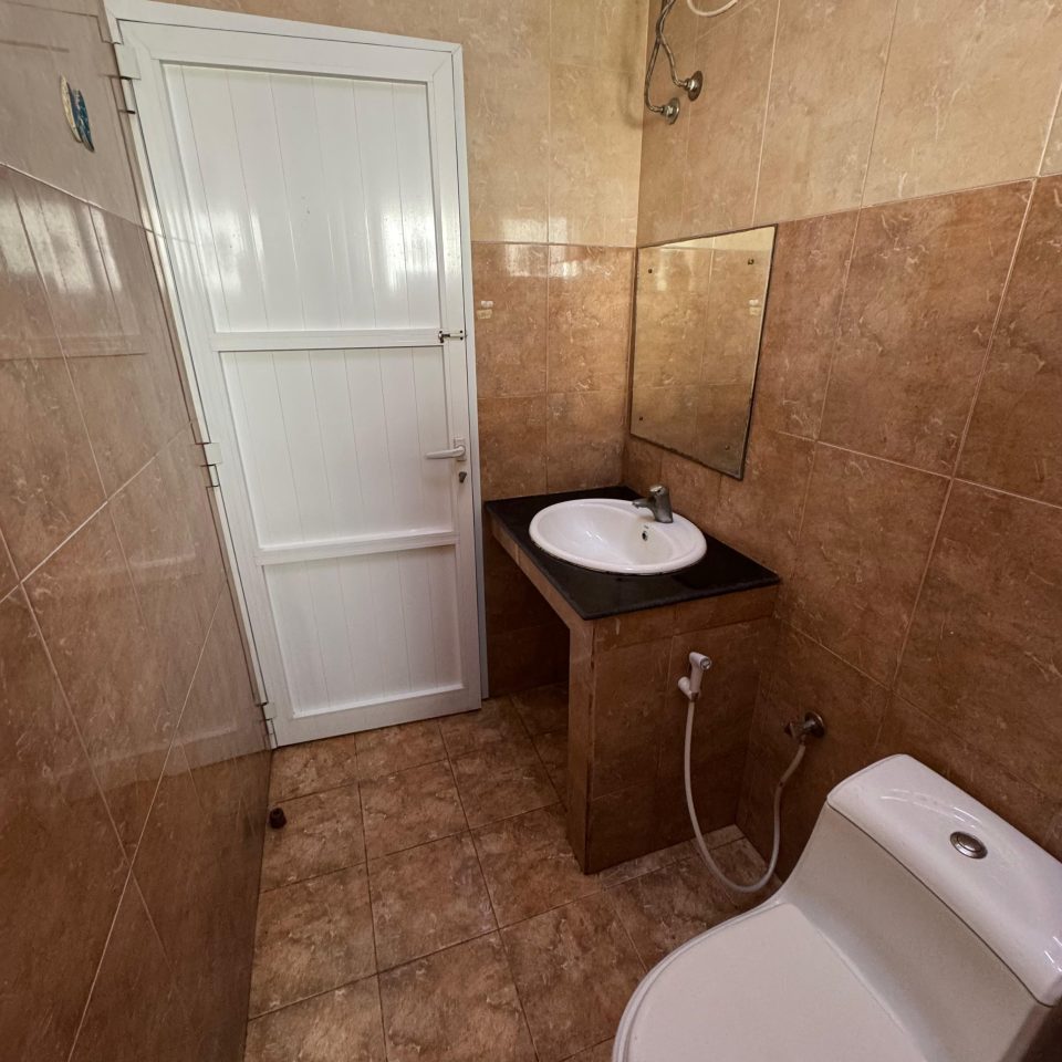 غرفة 🏡 فيلا أبو يوسف – الغبرة الجنوبية - Image 3