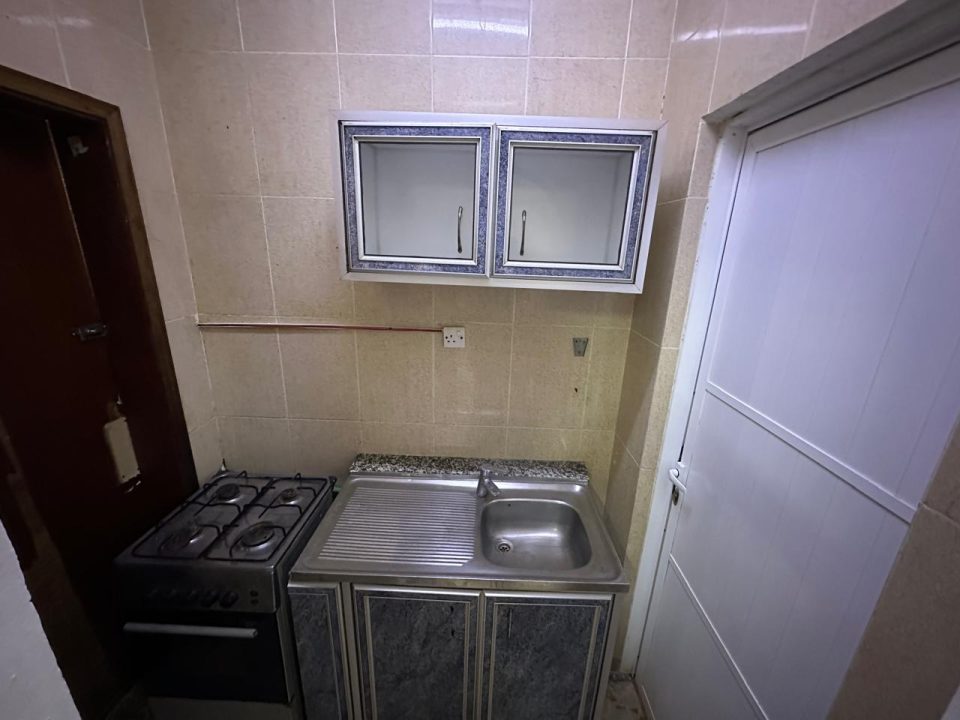 🛏️ غرفة + حمام + مطبخ مفروش - Image 13