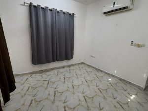 غرفه ب فيلا مجمع العذيبة – العذيبة