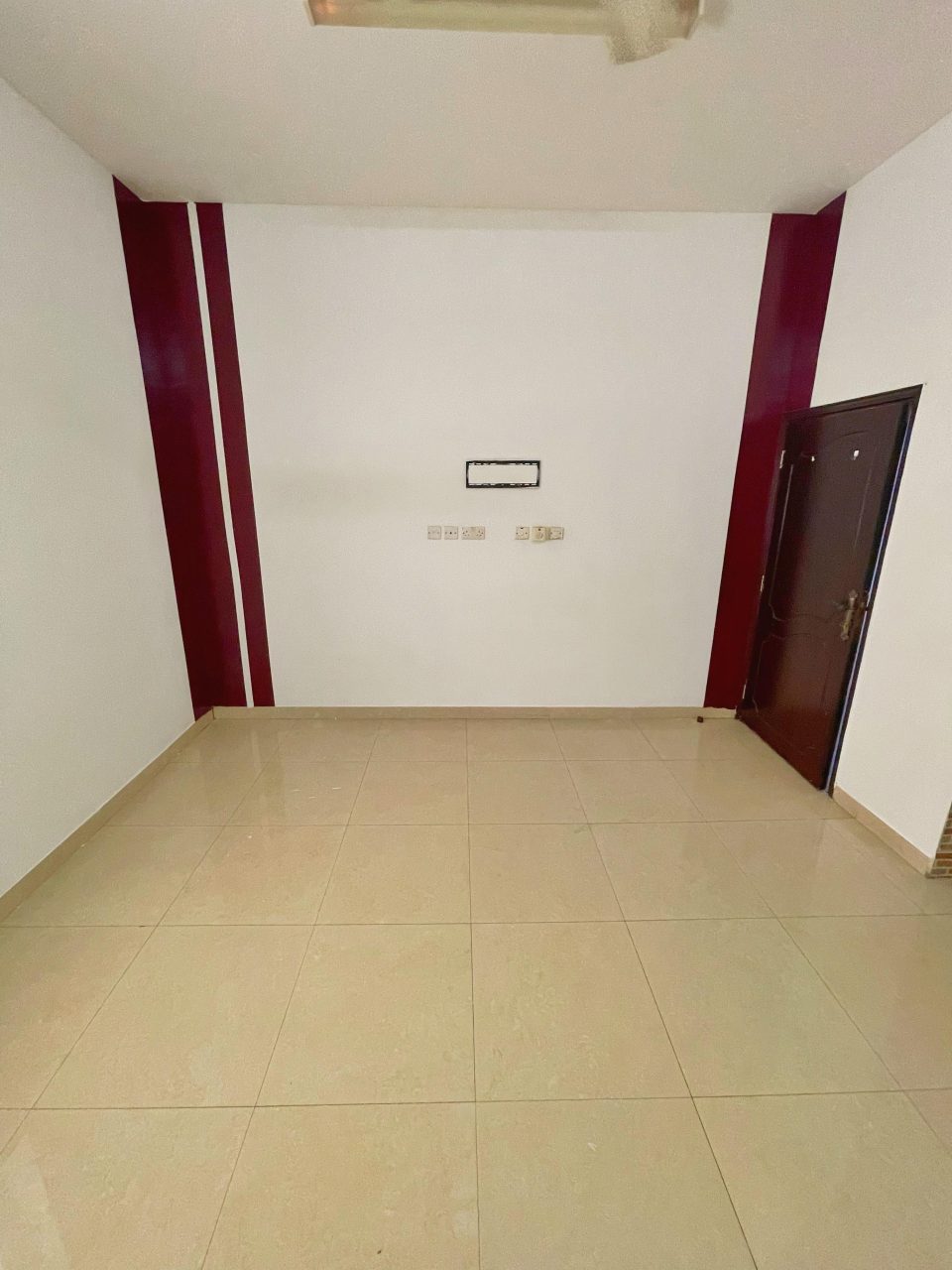 🛏️ غرفتين + صالة + مطبخ + حمام الغبرة - Image 3