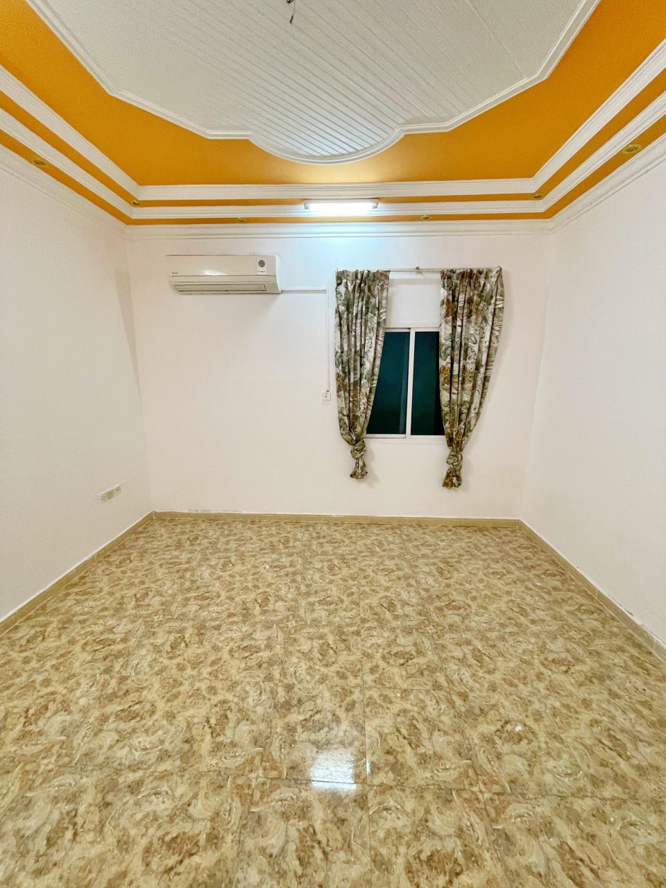 ⁦غرفة مريحة مع حمام مستقل ومطبخ خاص⁩ - الصورة ⁦4⁩