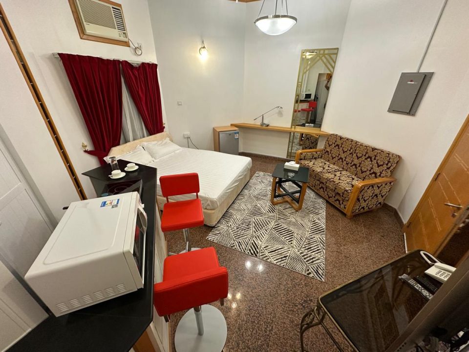⁦🏨 غرفة مفروشة للإيجار – فندق القرم | غرفّه 1⁩ - الصورة ⁦6⁩