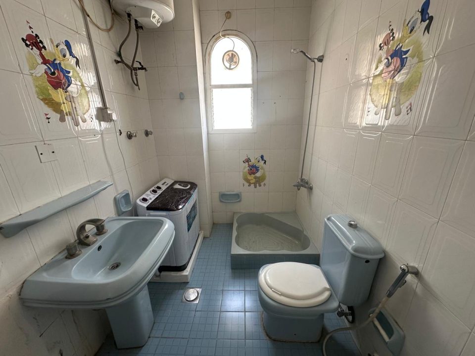 🏠 غرفة مفروشة للإيجار – الخوير w5 - Image 4
